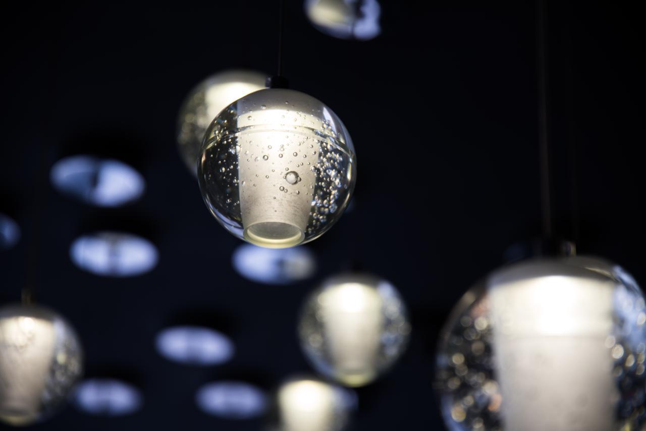The Emperor Tiananmen Beijing 호텔 외부 사진 A light fixture