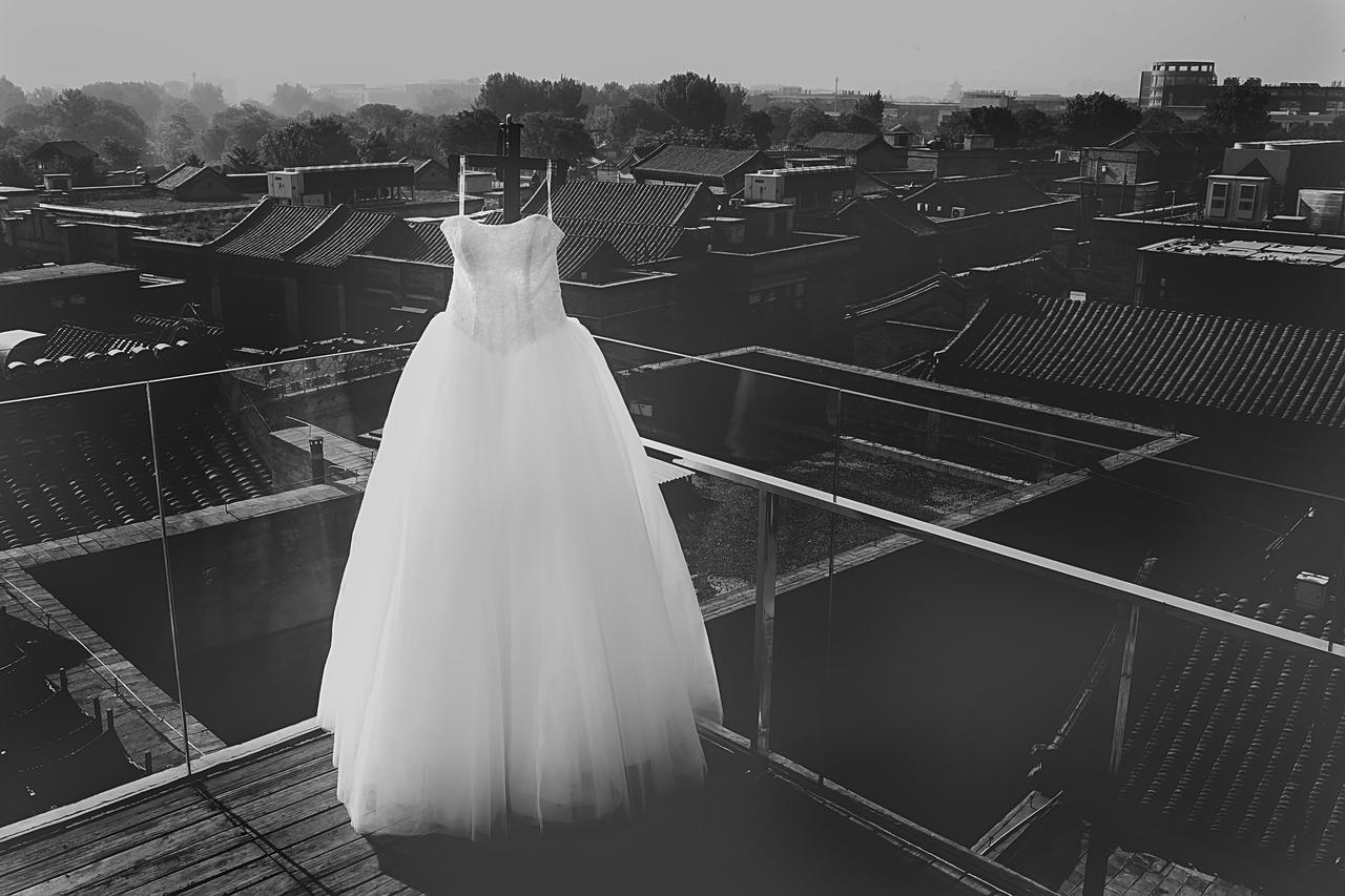 The Emperor Tiananmen Beijing 호텔 외부 사진 A wedding dress