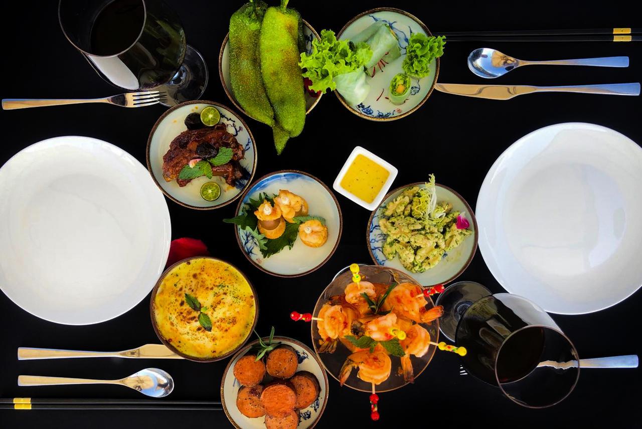 The Emperor Tiananmen Beijing 호텔 외부 사진 A selection of tapas