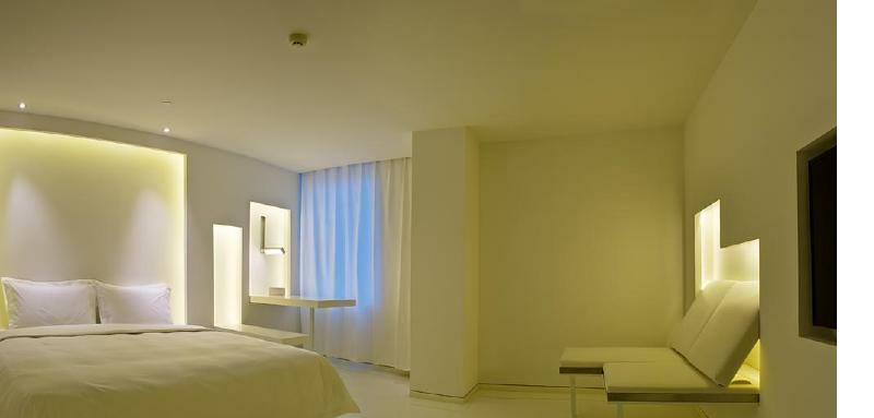 The Emperor Tiananmen Beijing 호텔 외부 사진 A room at the hotel